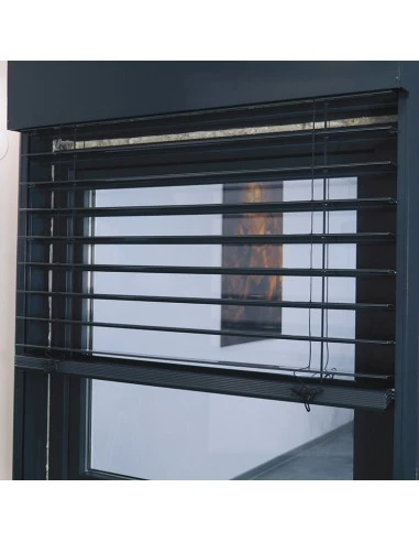 Raffstore Z90 1500 x 1000 mm mit Antrieb