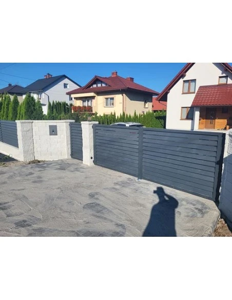 Modern Stahl Schiebetor BR.12